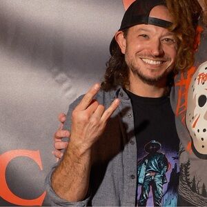 Meet your Posher, Zach